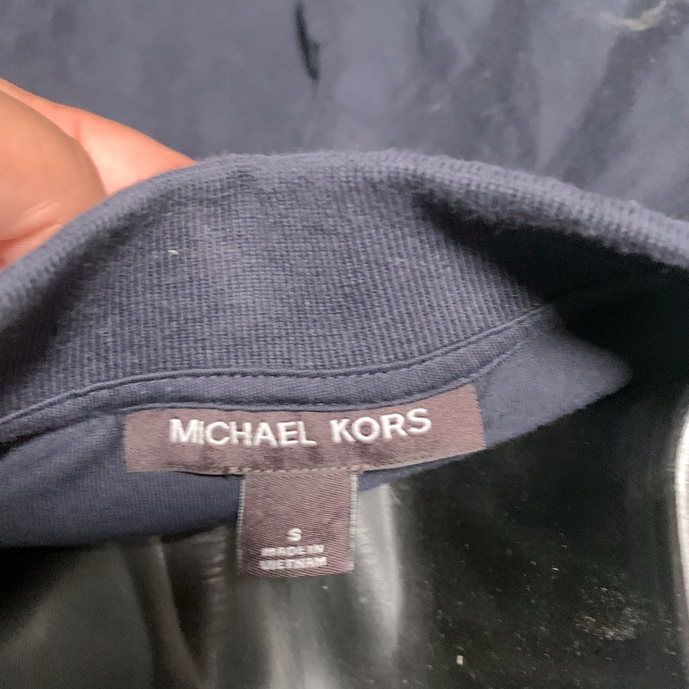 Authentic MK Men’s Polo style top.